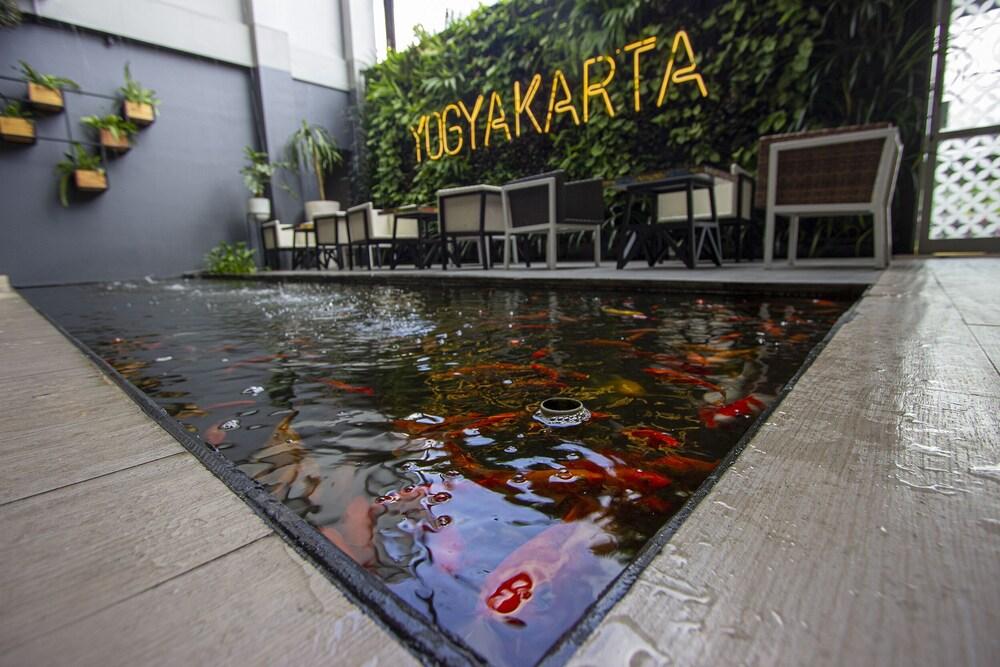 Hotel Fortunagrande Seturan Yogyakarta Exterior photo